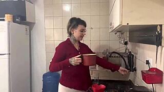 Making a traditional Brazilian coffee just the way you like