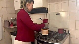Making a traditional Brazilian coffee just the way you like