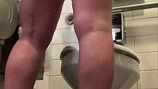 My curvy girlfriend is inviting me to go with her to the bathroom