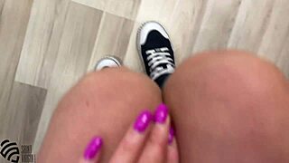 Lesbian foot fetish action with homemade amateurs