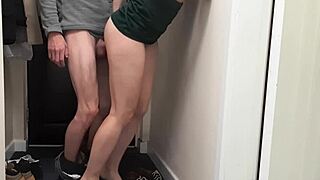 Hidden cam captures lucky delivery boy's free sex session