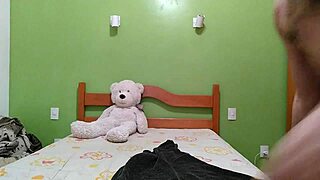 Watching a hot babe give a blowjob while I pleasure myself