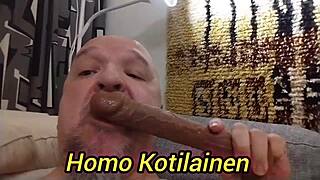 Big ass amateur gets anal on Christmas