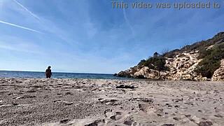Big natural tits bouncing in public beach encounter