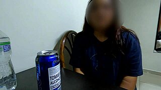 Amateur college girl gets creampied in front of camera