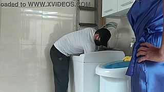 Big ass amateur in a homemade bathroom scene