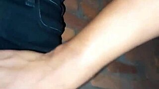 Wet and wild amateur fun with a sexy Latina MILF