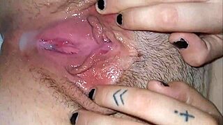 Big natural tits and an Argentine pussy get a facial in this amateur video