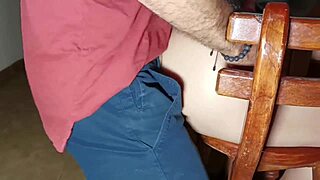 Beautiful housewife gets her ass shaking in Spanish porn