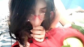 Quieres Que Te Lo Chupe Asi Como al Minions, Beautiful Asian Babe?