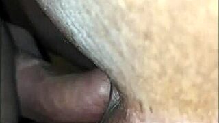 Madura culona lets herself be fucked in her ass, a steamy encounter