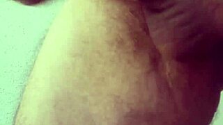 Ellabucks leche en su halo mientrasIMATEUR