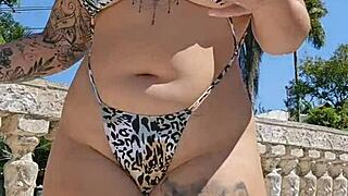 my wife wears a tight body on her big ass, and my husband sees but says nothing