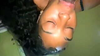 वूअहजय विशाल बीबीसी को रॉ एक्शन में चूसती है