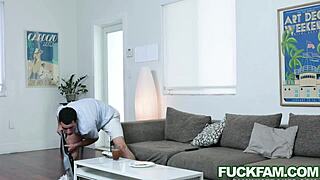 Stojí Za To Ten Deal S Mou Stepmom Destiny 18+ Cruz?