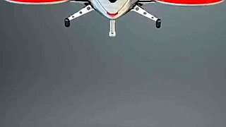 Красивая девушка в постели, как устоять?!