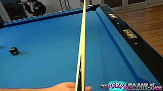 Ε, Τραγουδάει η Τραγουδιστική Αδερφή 18+ 18+, Έτοιμη για Σκληρή Δράση Μεγάλου Πούτσου;