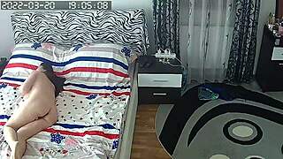 Danielle jezdari in sesa ogromen 22cm dildo trdo