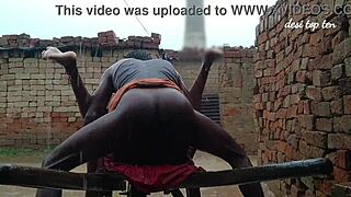 Cumnată udă și futută tare afară