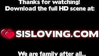 Bailey Brooke piegata per duro doggy fuck dal cazzo mostro del fratellastro