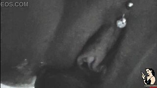 Nem hiszem el, hogy egy rajongó nyersen töltötte meg Paty Angel puncáját kondom nélkül!