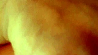 상하이 홍커우에서 촬영한 중국 밀프와의 레트로 스타일 셀프 섹스 테이프