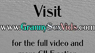 老多毛奶奶疯狂享受深阴道性交