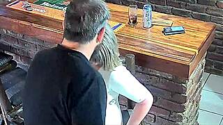 Fanged jeg lige min kone i at snyde med min chef i sene arbejdstimer?