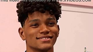 Горный студент колледжа трахает новую горячую ботанку-жену дяди