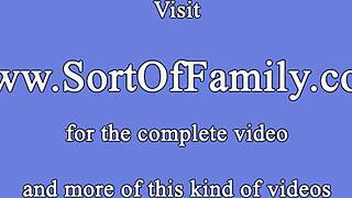 hej, pogledaj ovu pastorku kako puši kurac i jaše kao luda!