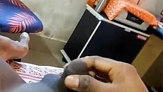 亚洲gay解开贞操笼进行激烈独奏射精