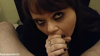 Getting a sexy tattoo blowjob from her 😏