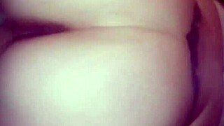 How wet is this pierced pussy play?