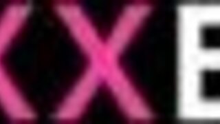 lynna nilsson fingers and uses dildo in close-up masturbation