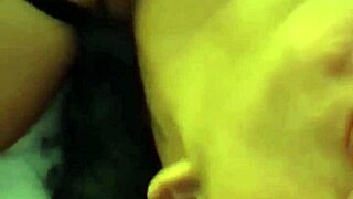 i'm cumming on the brunette's feet
