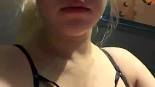 Russian slut boldly shows tits on Periscope