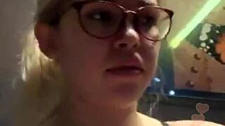 Russian slut boldly shows tits on Periscope