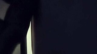 ela quis fazer no escurinho escondido