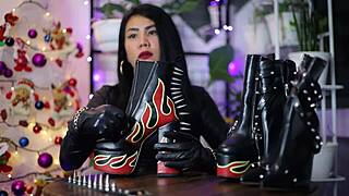 Leather Gloves Dominate in Fetish ASMR