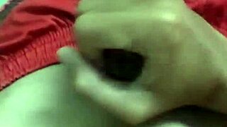 Chat sex unfolds as gay Vietnamese guys connect online