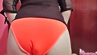 Stepsister Rubs Huge Ass On Cock Till Cum