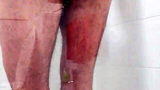 IN DOCCIA WITH AMATEURS