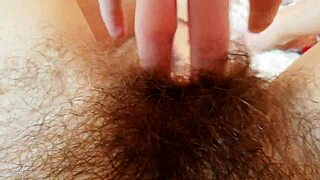 look at that hairy pussy getting fucked and cumshot close up