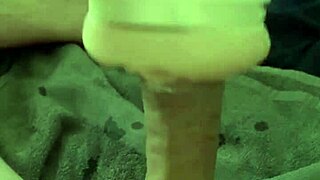 i'm x900d solo fleshlight wanking, about to cum inside