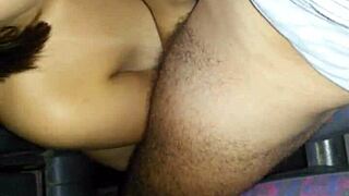 Amateur Lips Tease and Please in Late Night Blowjob