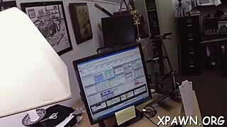 Amateur Slut in Reality Scene Sucking and Showing Curves