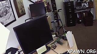 Amateur Slut in Reality Scene Sucking and Showing Curves