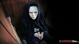 Hey, redhead milf Faye Rampton confesses her big ass sucking secrets 😏