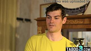 Alexa Flexy pružná prdel roztažená velkým ptákem