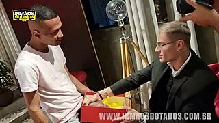 Amigo oculto turns into group suruba with double penetration and big cocks